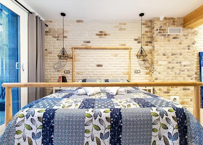 Chic Y Renovado Loft En La Playa