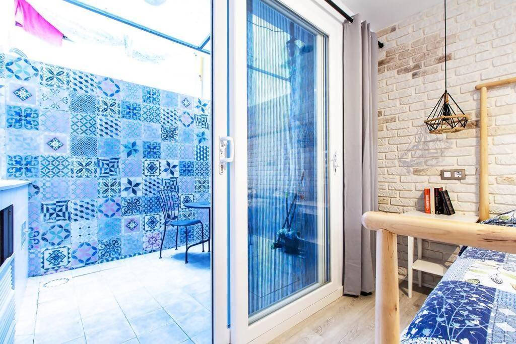 Chic Y Renovado Loft En La Playa Valence